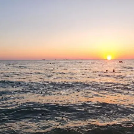Bellissima Casa Al Mare Con Vista Mozzafiato Голем