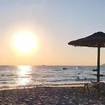 Bellissima Casa Al Mare Con Vista Mozzafiato Golem